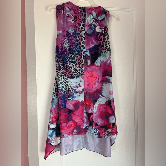 Venus Y2K Floral Animal Print Embellished V-Neck Top Size Medium - Picture 4 of 4